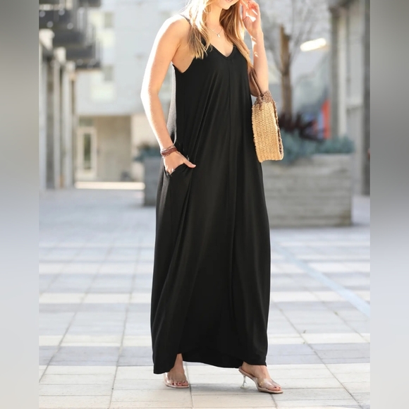 008 -NEW! Most Fabulous Boho V-Neck Cami Summer Maxi Dress w/adjustable straps - Picture 3 of 16